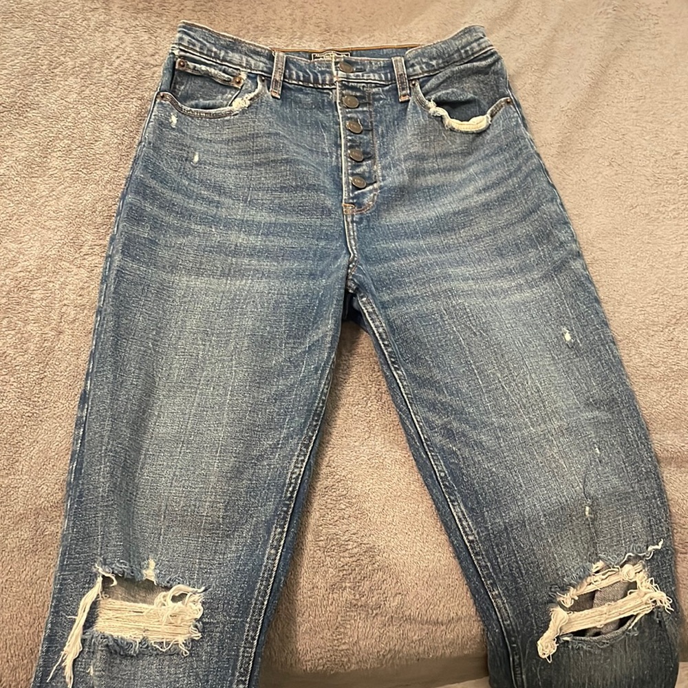Abercrombie ultra high rise mom jean